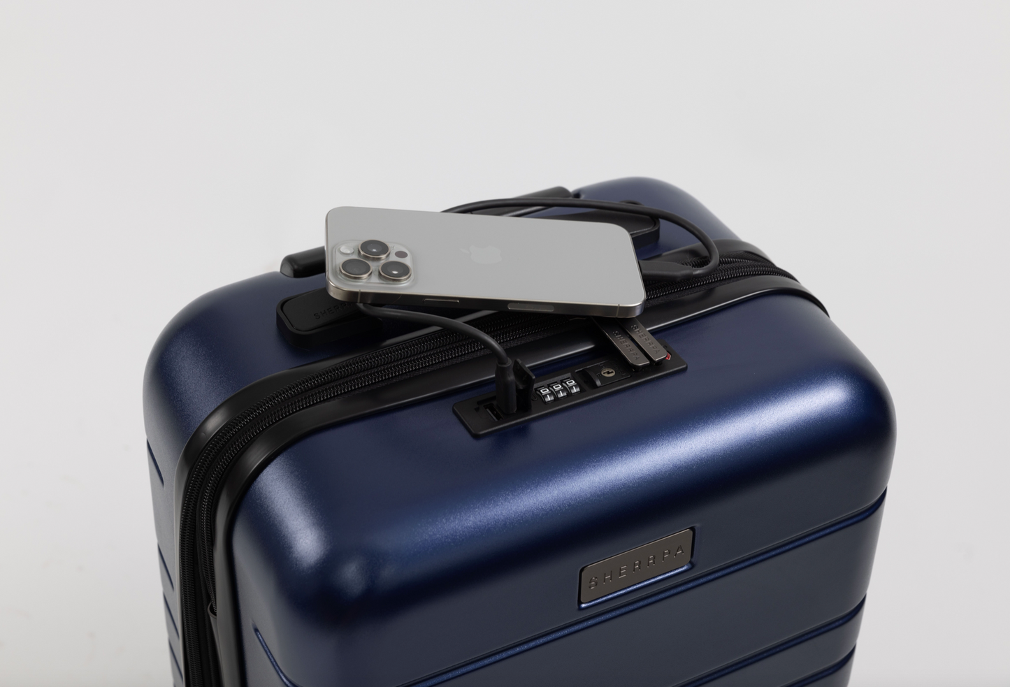 SHERRPA ESSENTIAL CARRY ON