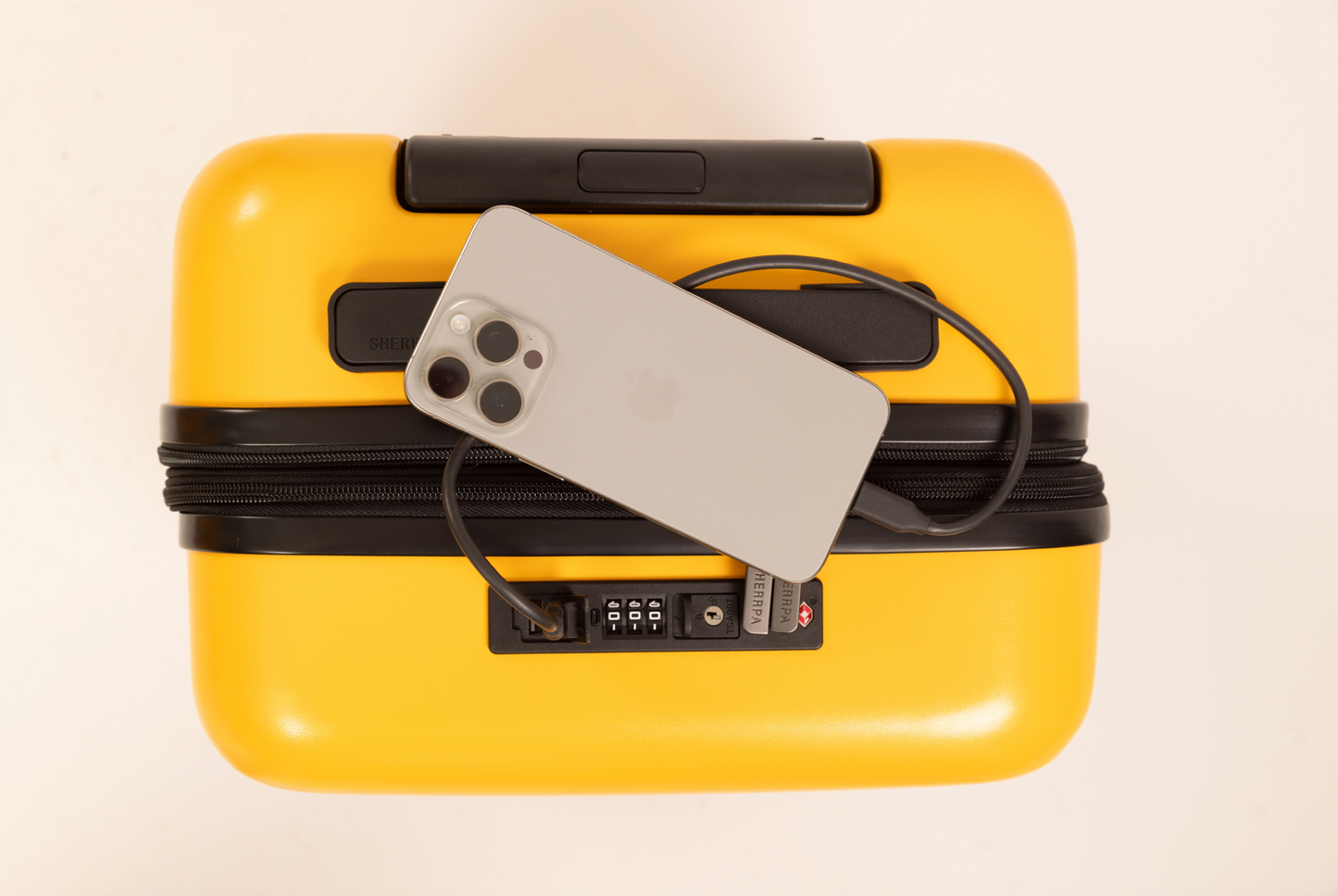 SHERRPA ESSENTIAL CARRY ON